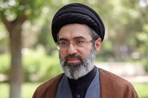 رهبر انقلاب