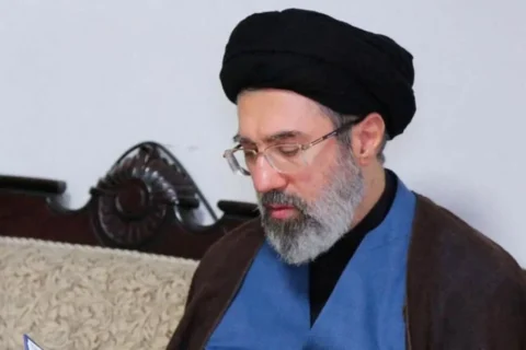 س