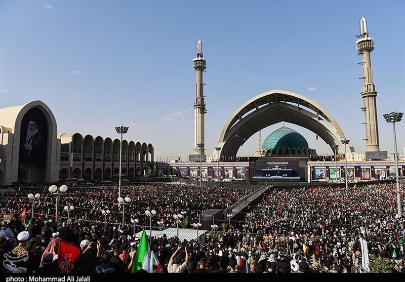 بزرگ‌ترین بیعت ملی با آیت‌الله سید مجتبی خامنه‌ای در تشییع رهبر شهید