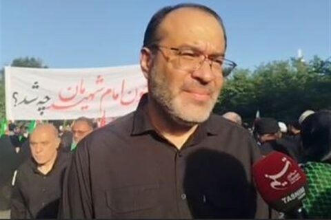 شعار اصلی عزاداران رهبر شهید انقلاب، خونخواهی است